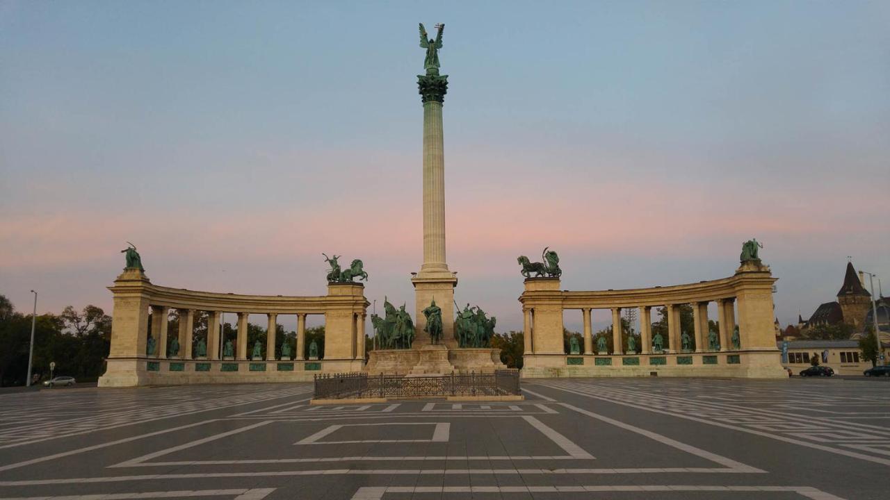 Luxury Apartment In The Central Budapest Exteriör bild